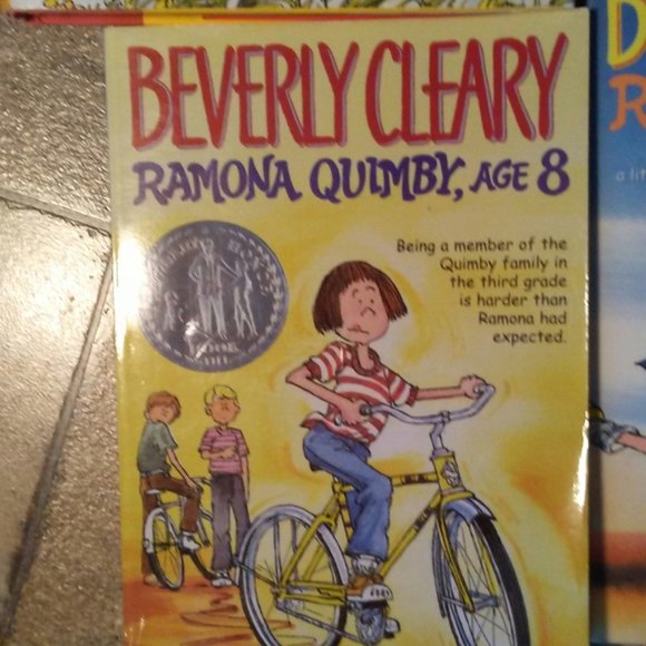 Set of 4 Ramona Quimby books by Beverly Cleary - 1 hardback, 3 paperback - Picture 5 of 5